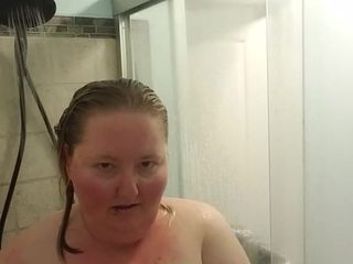 'BBW MILF in the shower'